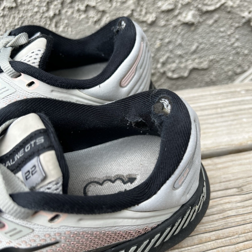 Brooks Shoes Women Size 7.5 Adrenaline GTS 22 Light Grey Running, Jogging - Picture 5 of 11